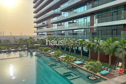 EXCLUSIVE | 4 PARKING SPACES |POOL VIEW|HIGH FLOOR