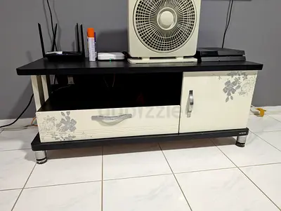 Low TV Entertainment Unit with Drawer and Cupboard - Black  White