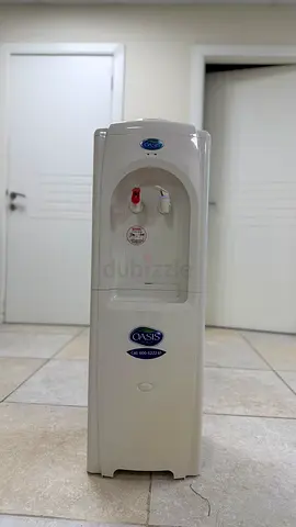 Oasis freestanding water dispenser - hot cold, good condition