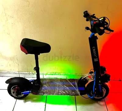 Electric scooter with seat - Crony, good condition