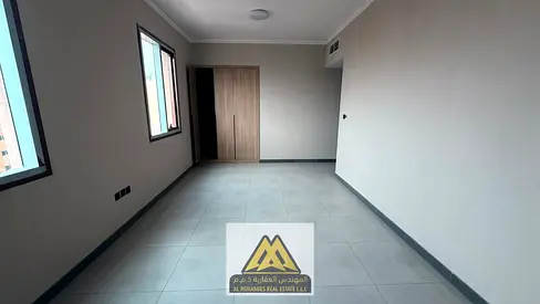 فرصة سكنية ملكية وعائلية فاخرة للإيجار السنوي (أول ساكن) في منطقة ليواره 1 بمدينة عجمان