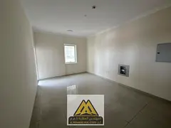 Bedroom, living room, balcony, 2 bathrooms, laundry room, large kitchen with a unique design, centra