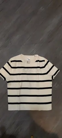 White and black horizontal striped short sleeve top - size 12