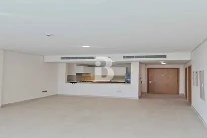 1 Bedroom | Luxury Apartment | Waterfront Living