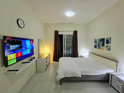 Modern Furnished Studio | Amazing Amenities | Pool, Gym & Parking | Monthly Stay