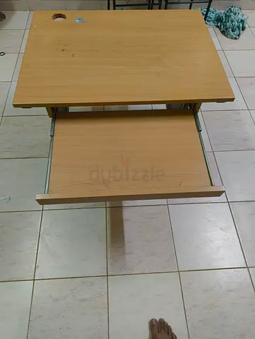 Used kids wooden computer table with pull-out keyboard tray - good condition