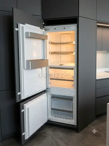 Gaggenau latest model series 200 bottom freezer fridge built-in fully-integrated model