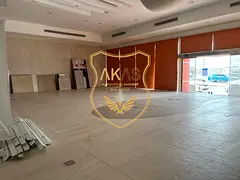 Prime Showroom on Main Etihad Road | 3,000 Sq Ft | High Visibility | Al Khubeisi