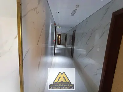 Spacious 2-bedroom apartment, brand new (first tenant), in a prime location close to all services