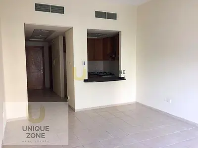 Spacious Studio | Close to Metro | Vacant