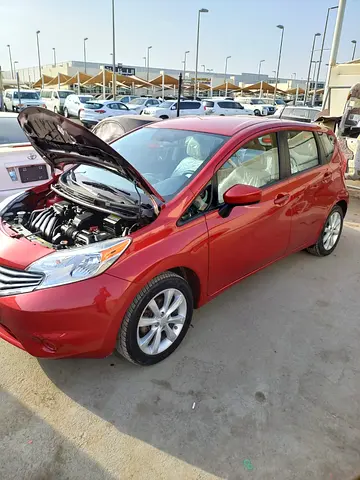 2015 Nissan VERSA 照片 2