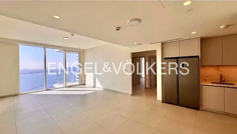 Unfurnished I High Floor I Private Beach