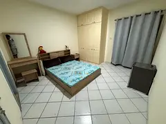 SPACIOUS MASTER BEDROOM FOR RENT