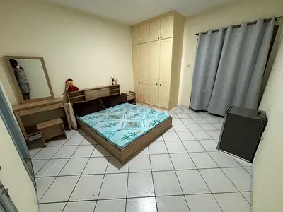SPACIOUS MASTER BEDROOM FOR RENT