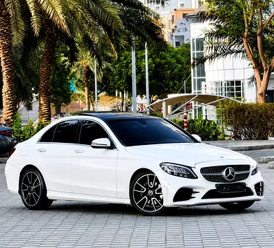2019 MERCEDES-BENZ C200 GCC SPECS FULL SERVICE HISTORY IN EXCELLENT CONDITION