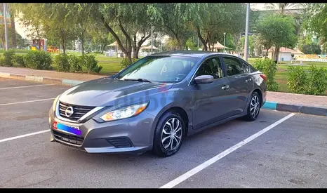 2017 Nissan Altima S | American Specs | Well Maintained
