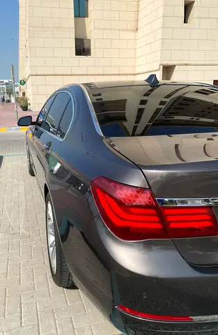 2013 BMW 7-SERIES 缩略图 4