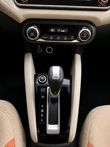 2022 Nissan SUNNY — миниатюра 14