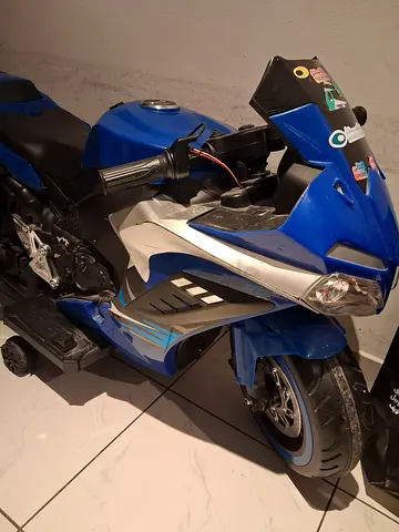 Kids electric ride-on sport motorcycle - blue, good working condition