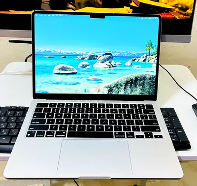 MacBook Air M2