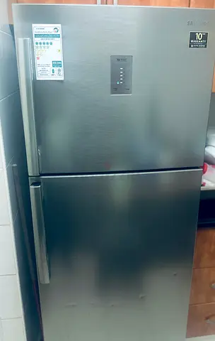 Samsung No-Frost Freezer Compartment with Ice Maker - Good Condition