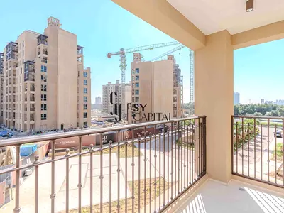 Modern Arabic-inspired Architecture | Big Balcony