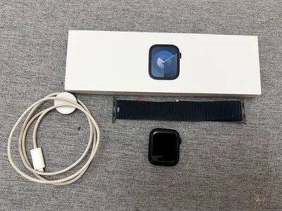 Apple Watch Series 9 45MM with Box Charger and Band
