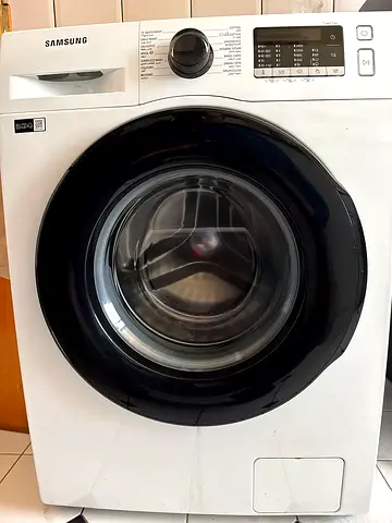 Samsung 9kg Front load washing machine - excellent working condition, good for pickup