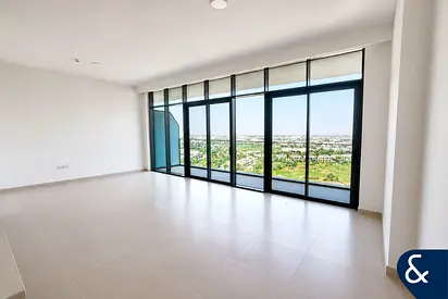 Golf & Pool View | 3 Bed | Vacant Now
