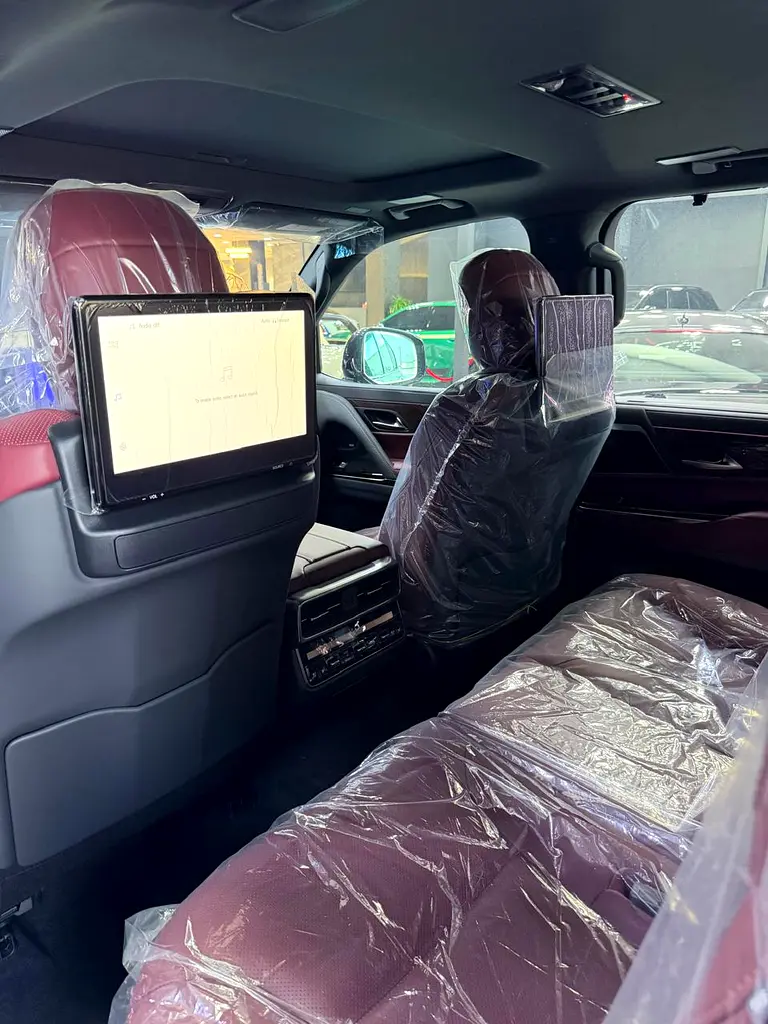 Lexus LX-Series 2026