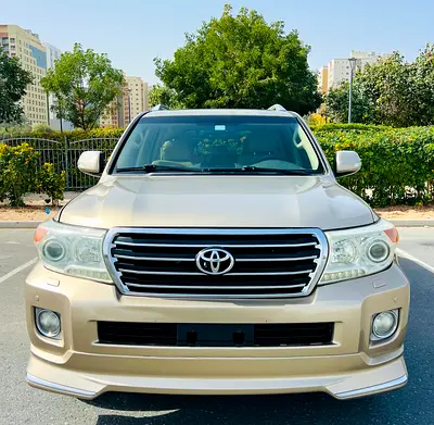 2013 Toyota LAND CRUISER 照片 2