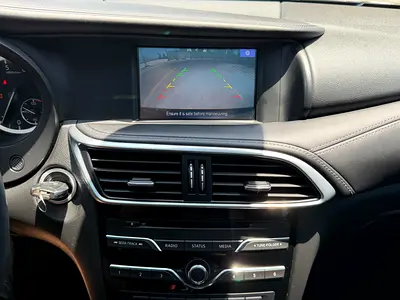 2017 Infiniti Q30 照片 9