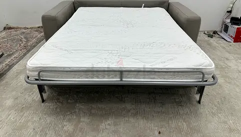 Looks great condition Natuzzi sofabed