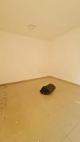 Bachelor Studio Separate kitchen in Al Butinah