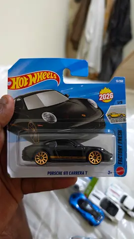 Hot Wheels 2026 Porsche 911 Carrera T die-cast car (new in package)