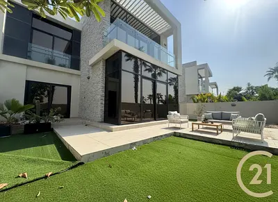 5BR + Maid | Vacant | Viewable | Singlerow