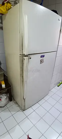 Used LG Top-Freezer Refrigerator - 2-Door, White. Need to fill gas