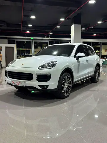 2016 Porsche CAYENNE 缩略图 8