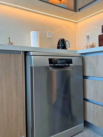 BOSCH wifi dishwasher Series 8 model Exellent Condition