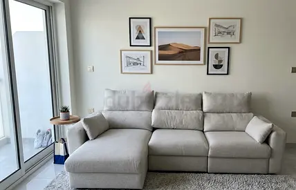 Modern Corner Sofa with Bed Function
Large Storage Compartment
Reversible Side
Size: 250 × 160 cm