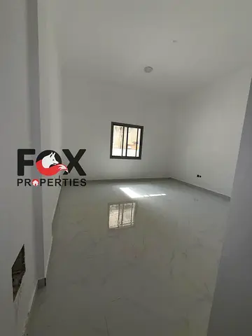 استديو للايجار السنوى بعجمان بموقع النعيميه مع مطبخ منفصل \ 1 حمام \ اطلاله مفتوحه \ قريب من كورنيش عجمان \ قريب من الخدمات