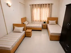 Executive Bedspace available in Karama