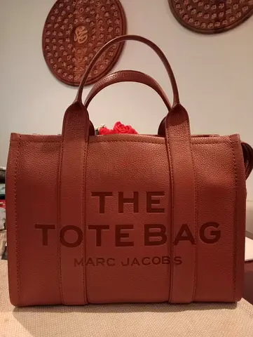 Marc Jacobs leather tote bag - brown, excellent condition