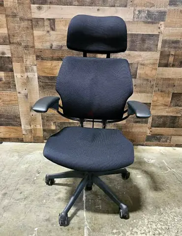 HUMAN SCALE FREEDOM OFFICE CHAIR
