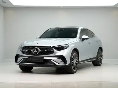Mercedes-Benz GLC 300 4MATIC 2024 - Korean Specs - Brand New Condition