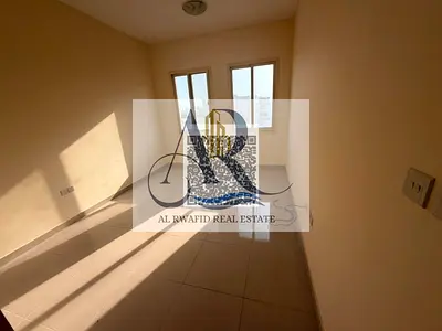 للايجار غرفه وصاله الروضه 1 بجوار شرطه الحميديه
