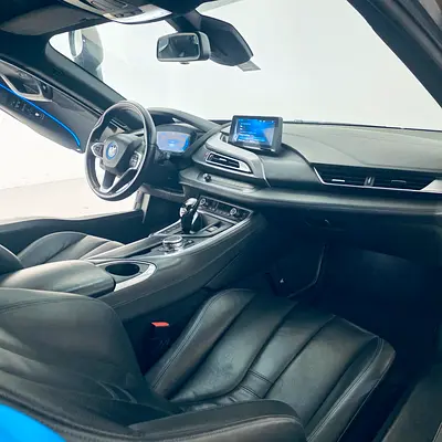 صورة 14 لـ 2014 BMW I8