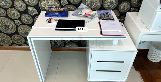 Modern White Glossy Study Desk with Drawers 3
