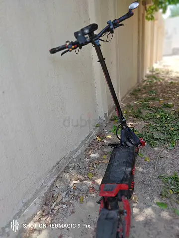 Foldable electric scooter in good working condition