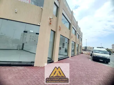 فرصة تجارية متميزة للإيجار في منطقة ليواره 1 بمدينة عجمان محل تجاري بموقع استراتيجي وحيوي بالقرب من متحف عجمان